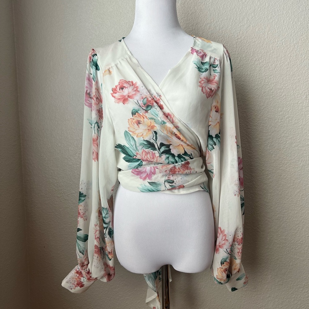 NWT Buffalo David Bitton Floral Tie Blouse, S